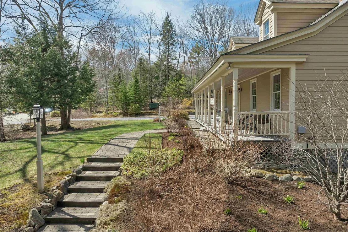 Photo of 1 River Heights