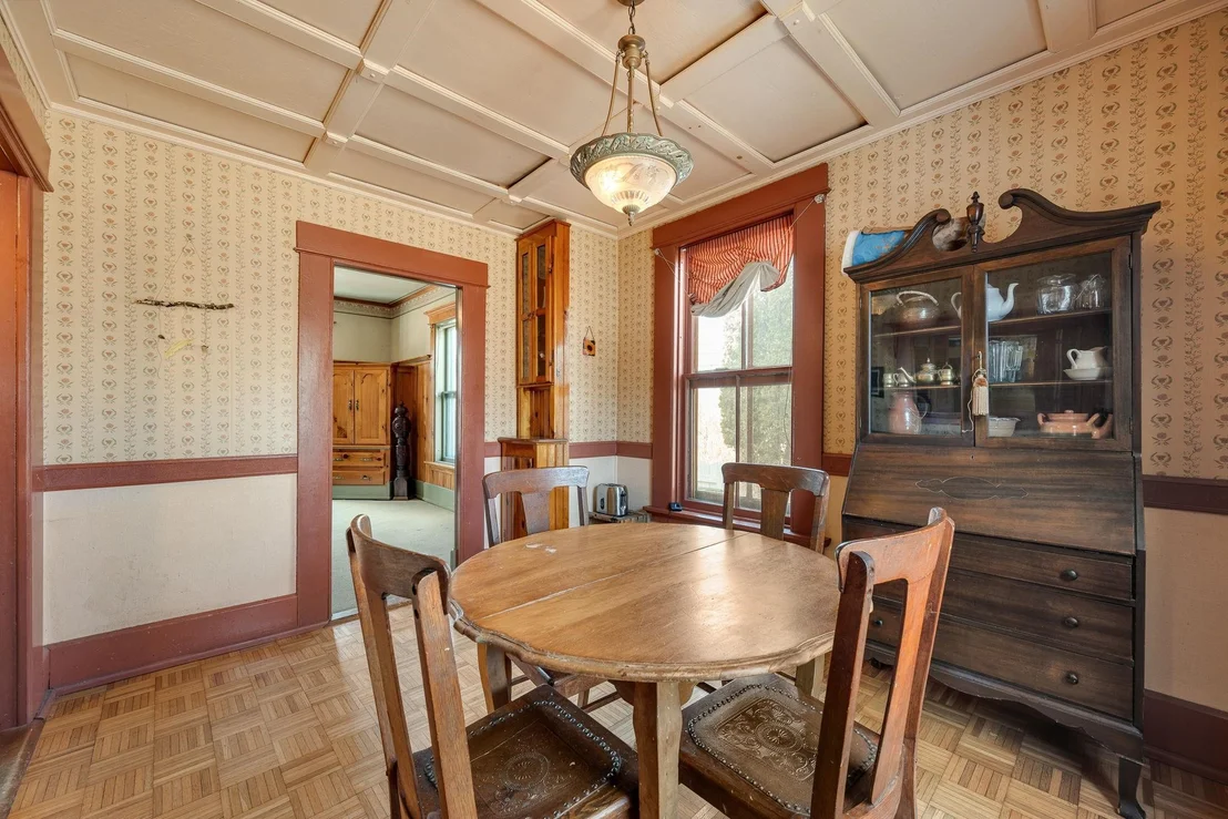 Photo of 546 Anderson