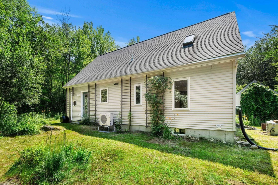 Photo of 33 Mountain View