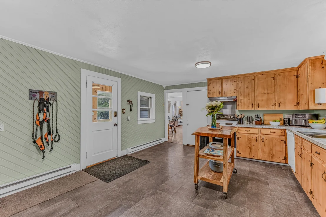 Photo of 59 S. Lunenburg