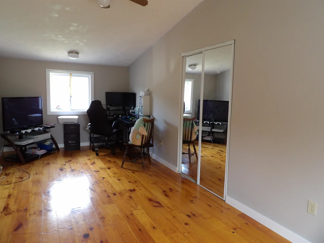 Photo of 76 Meadowview