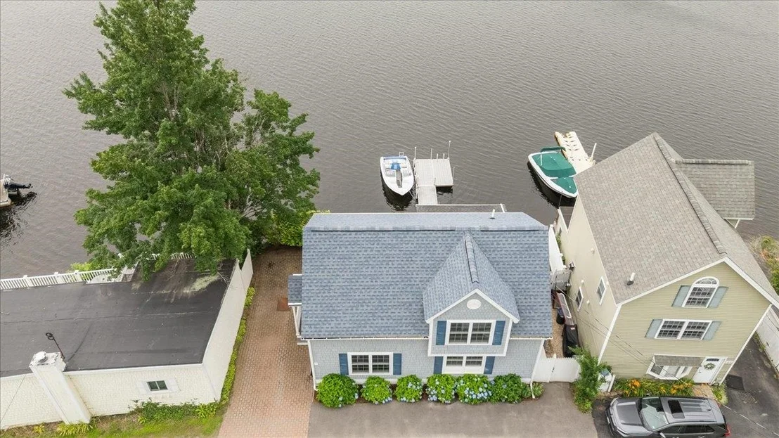 Photo of 31 N Shore