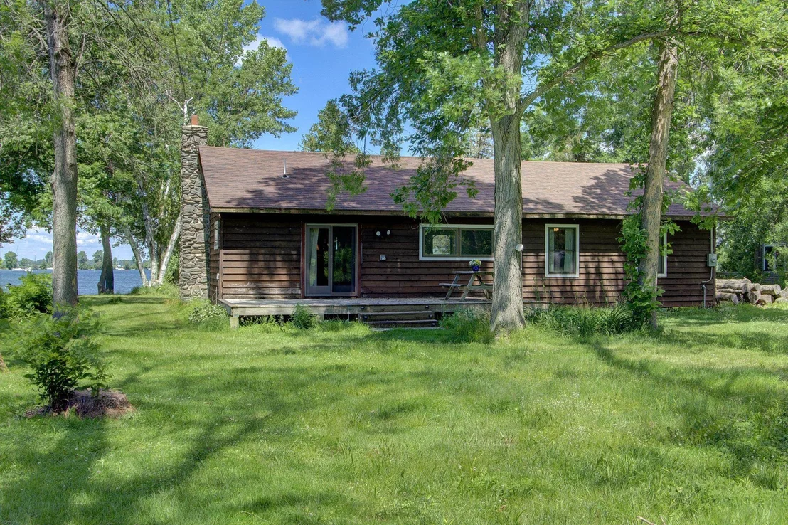 Photo of 135 Savage Point North