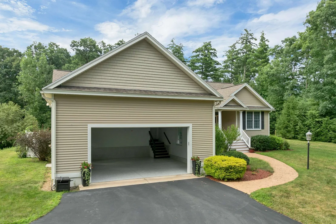 Photo of 112 Pinecrest