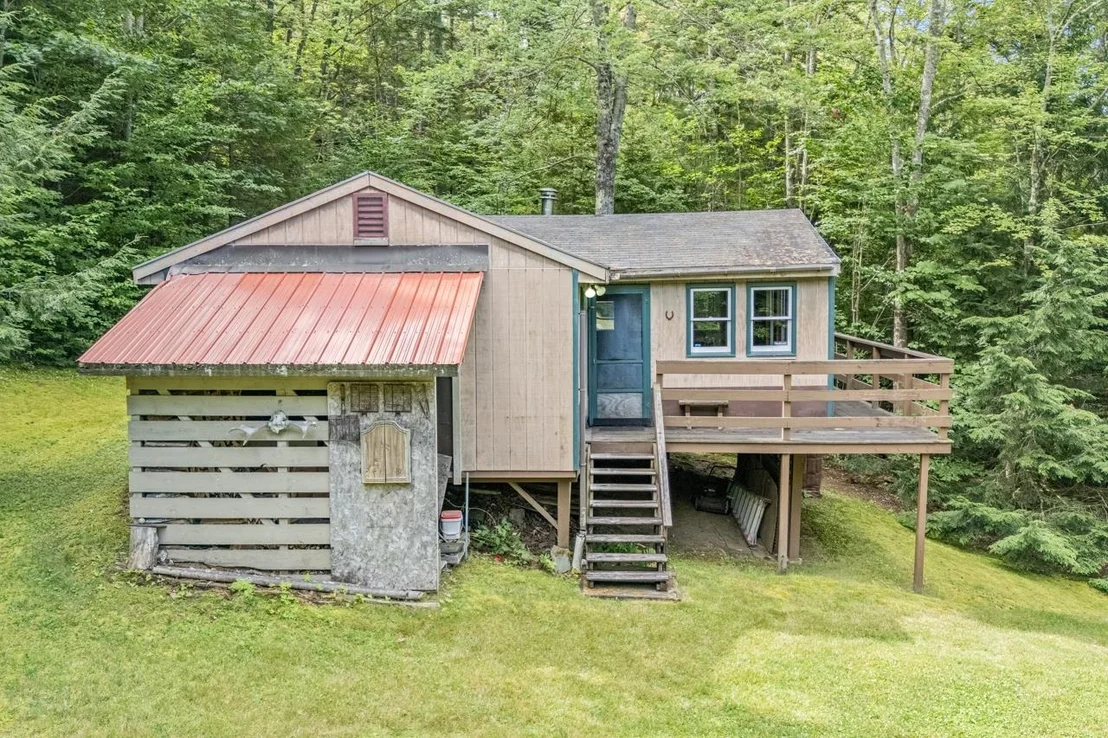 Photo of 243 Thompson