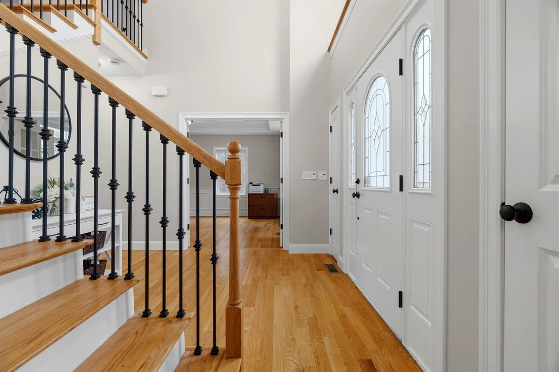 Photo of 18 Longmeadow