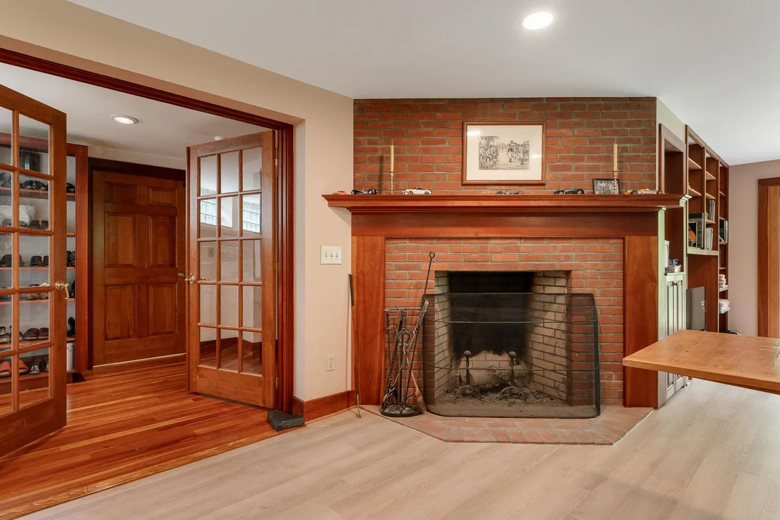 Photo of 1570 East