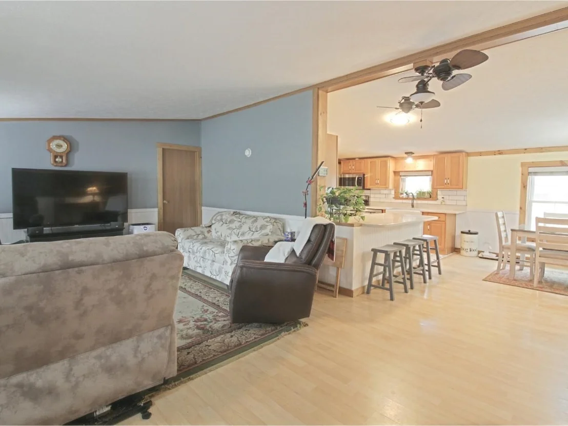 Photo of 425 Taylor