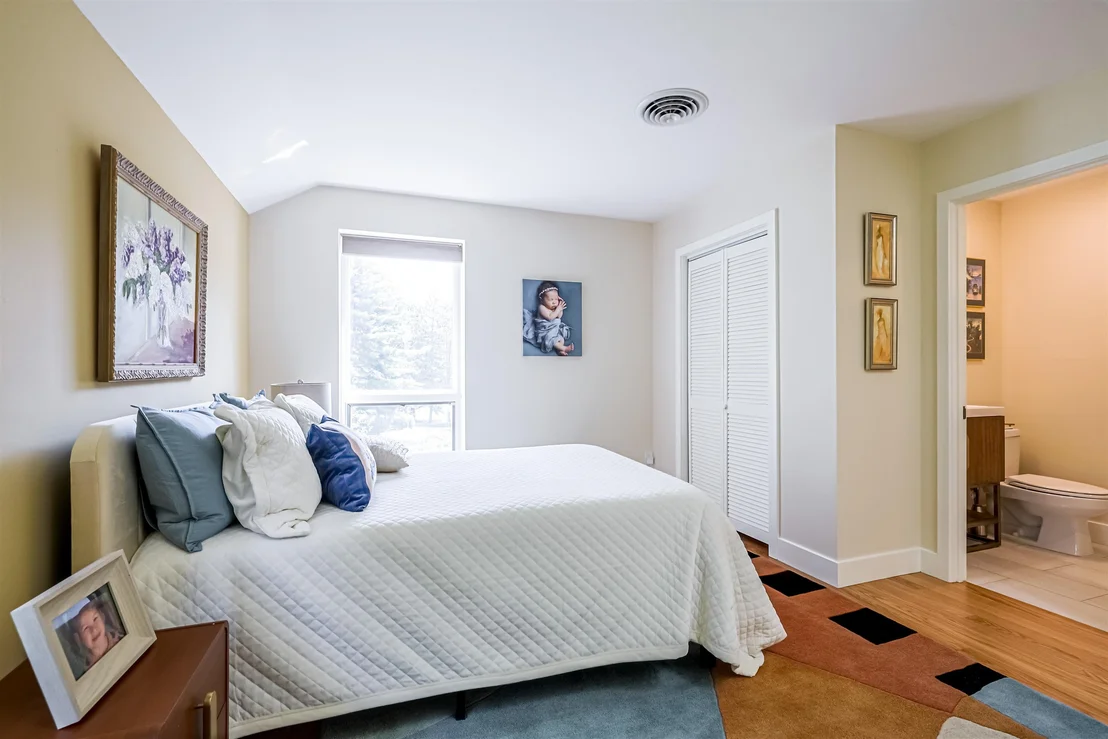 Photo of 155 Pine Hill