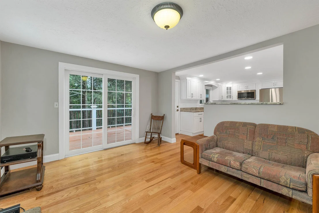 Photo of 38 Sharon