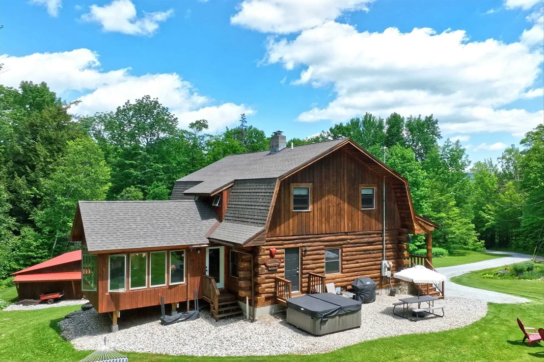 Photo of 566 Patch Hill