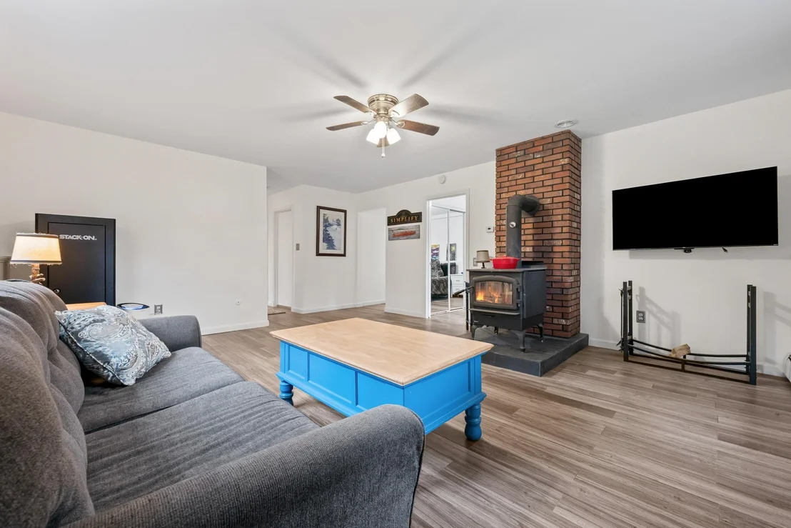 Photo of 42 Crestwood