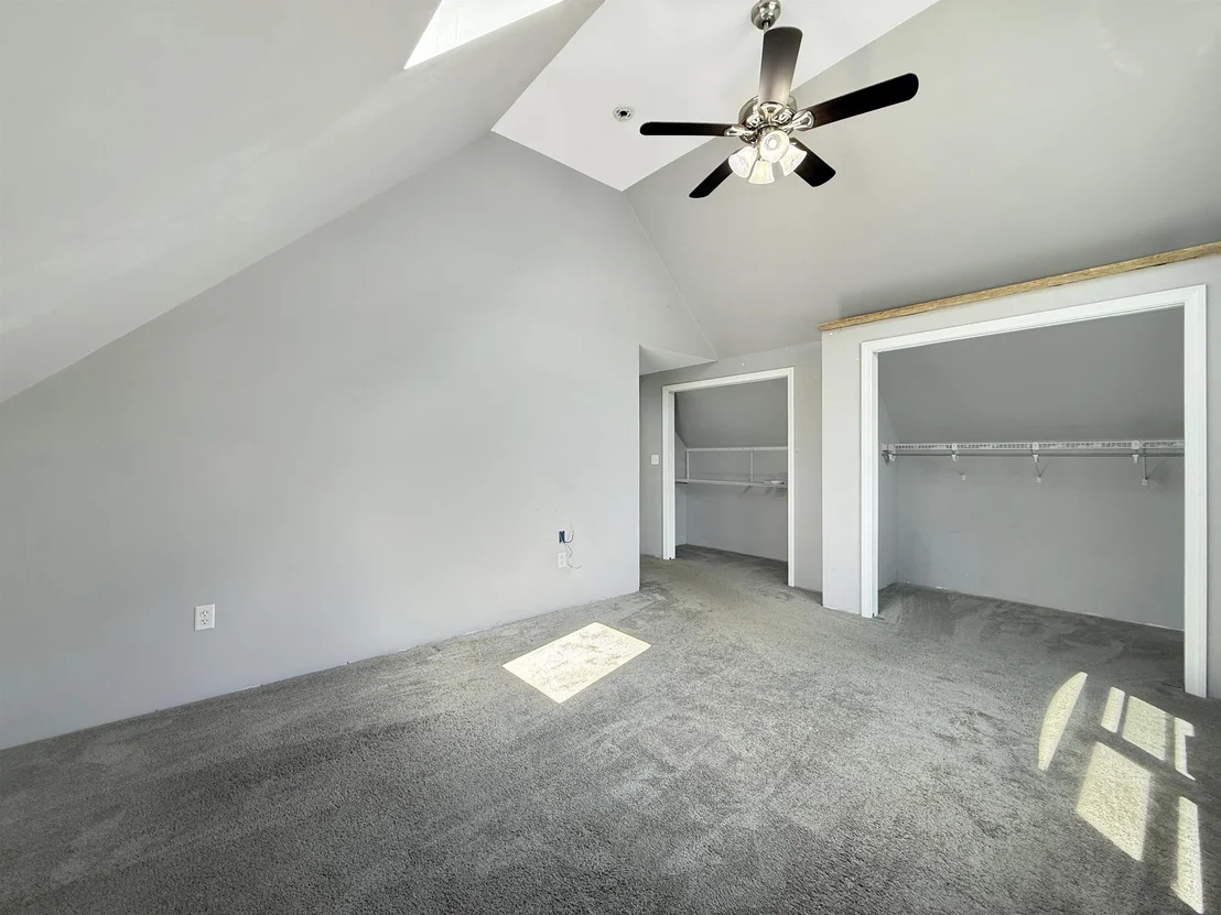 Photo of 465 Hillside