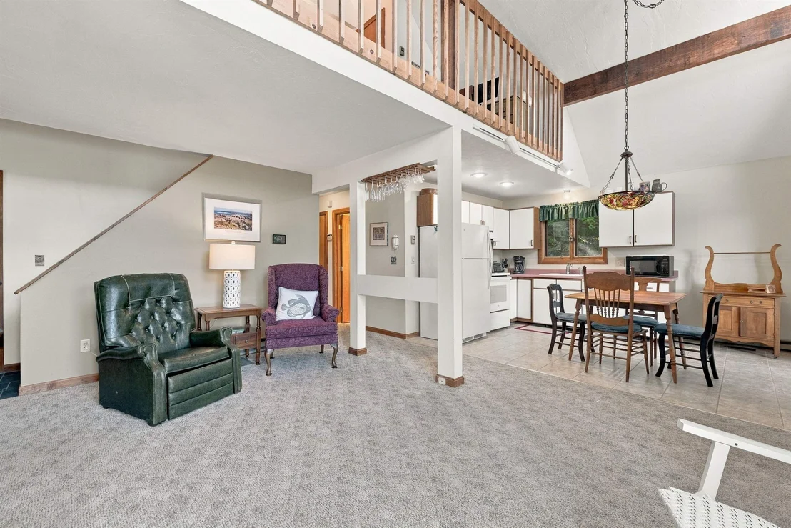 Photo of 212 Varney