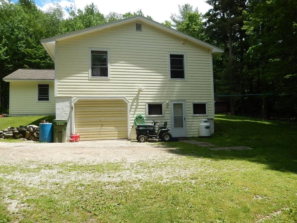 Photo of 6 Forest Ridge