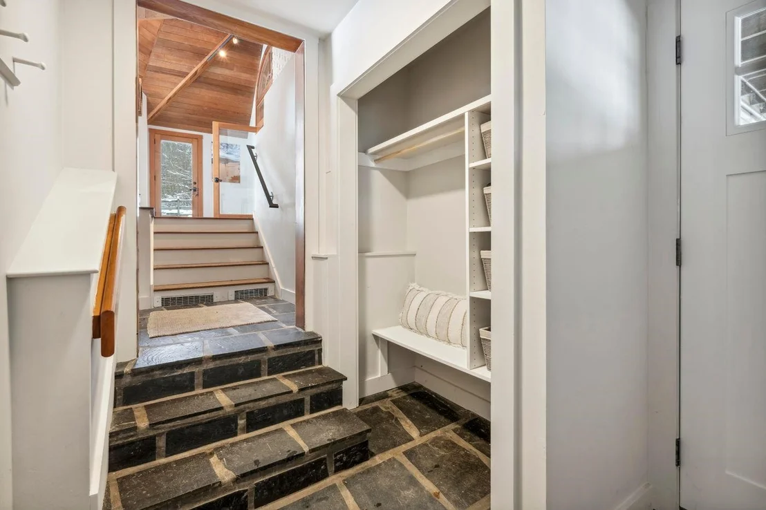 Photo of 108 North Hill