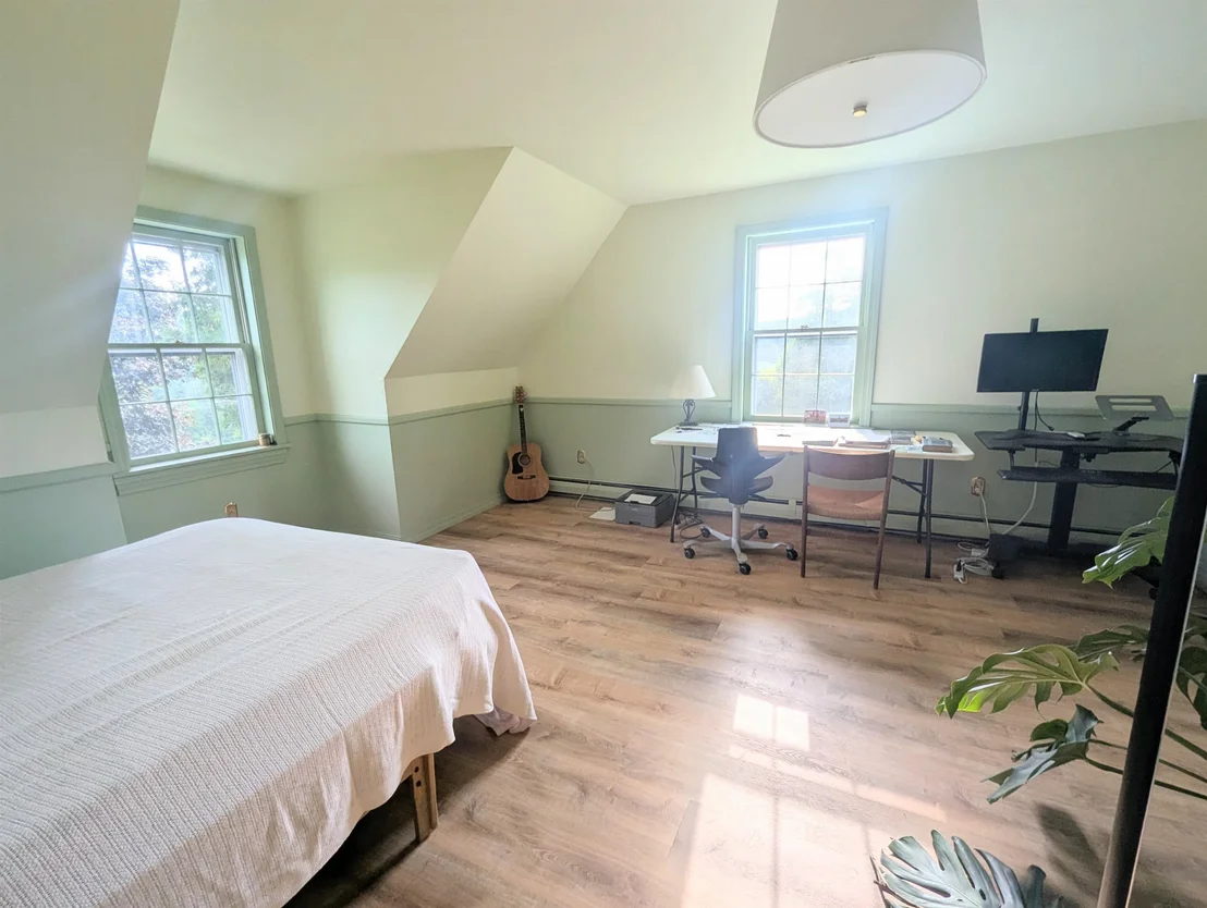 Photo of 3954 West Barnet