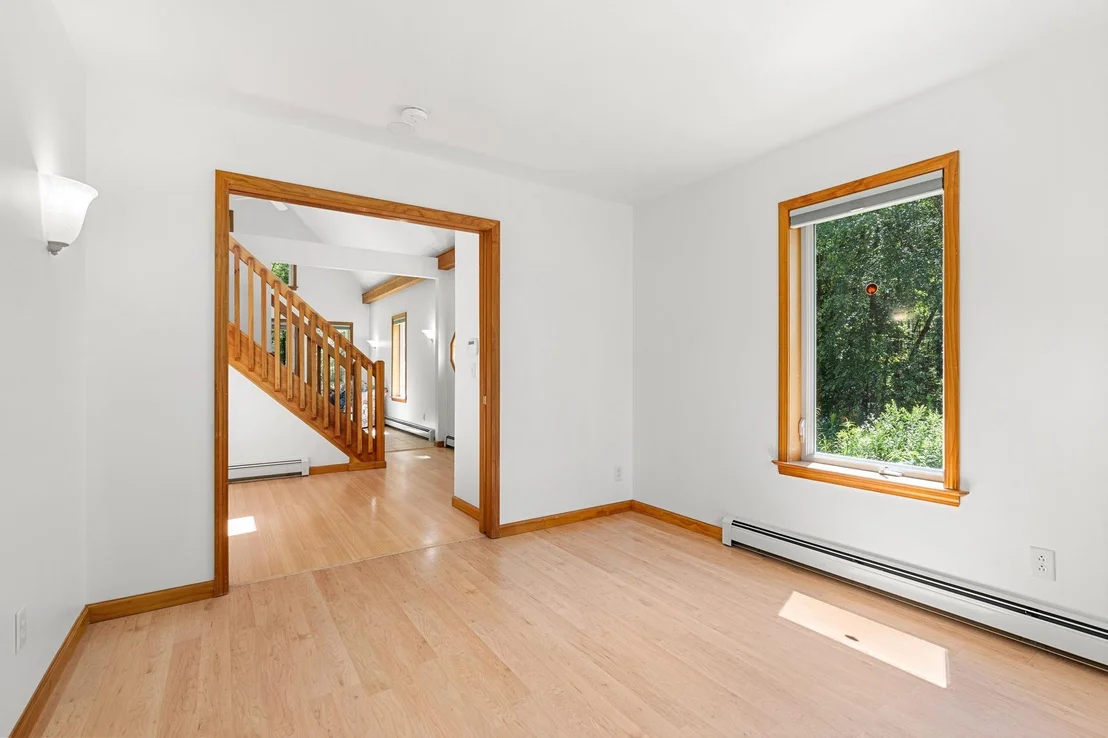 Photo of 33 Mountain View