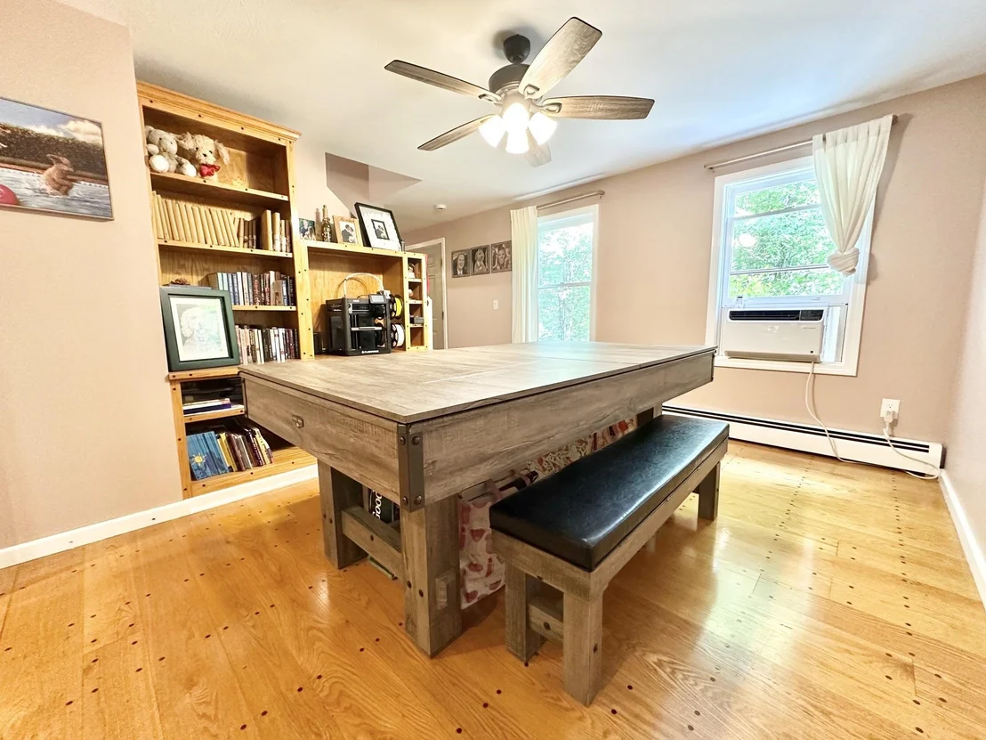 Photo of 533 Black Brook