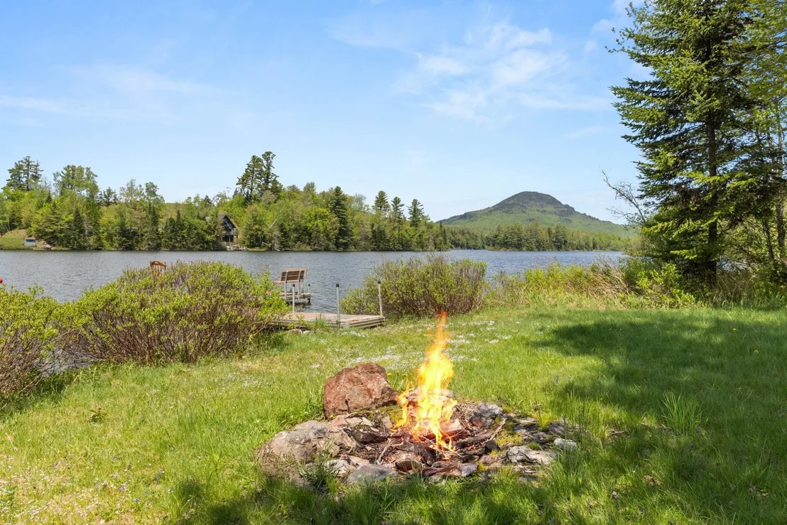Photo of 333 Backshore
