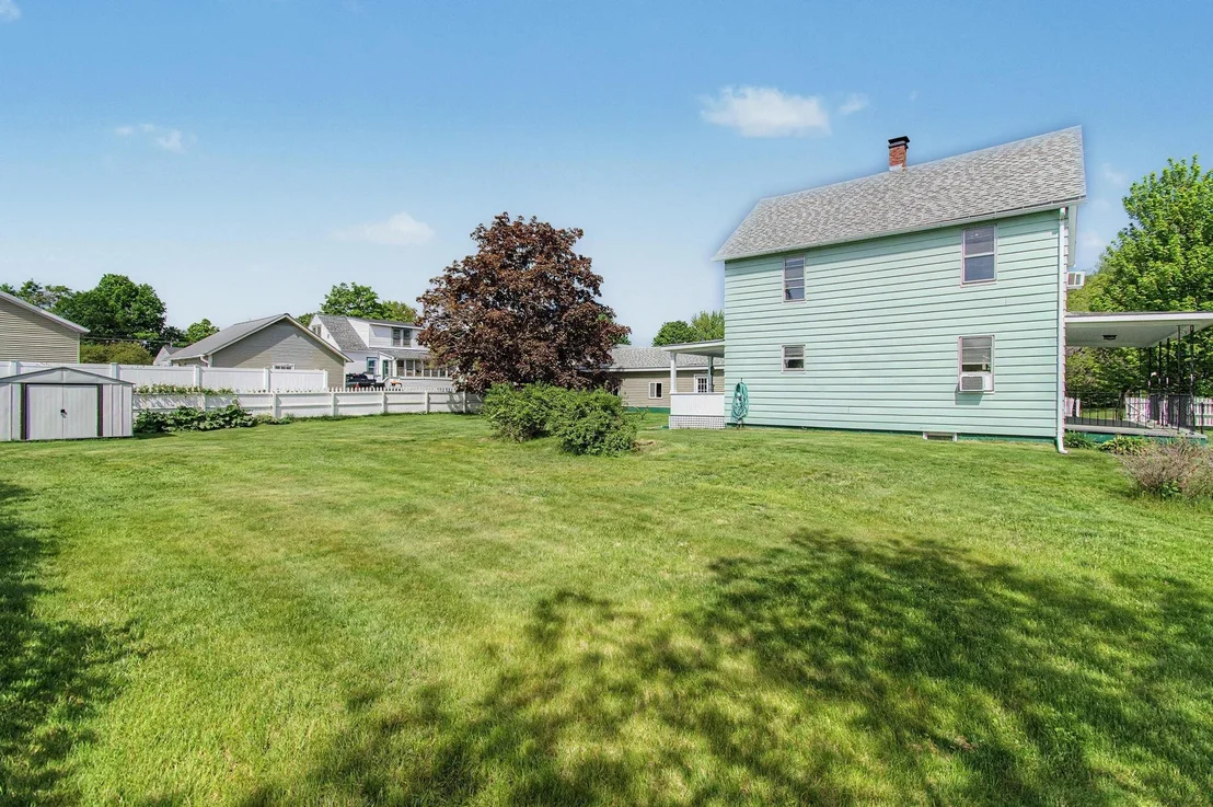 Photo of 64 Pine