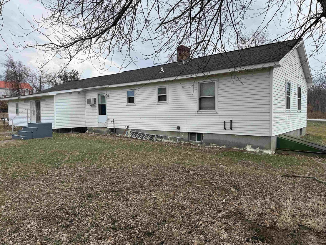 Photo of 2459 Highgate