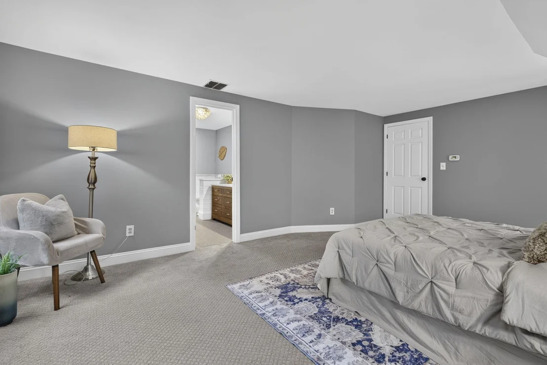Photo of 14 Fieldstone