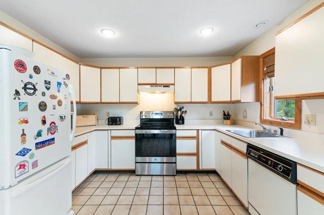 Photo of 34 Ellis Brook