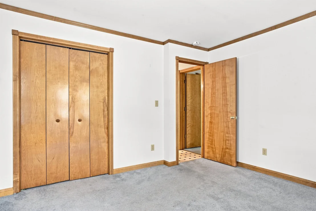 Photo of 47 Mathews