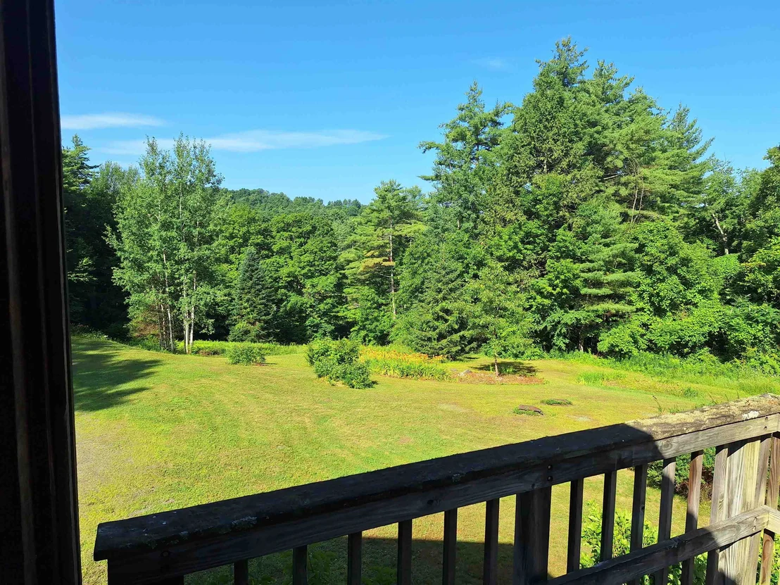 Photo of 521 County