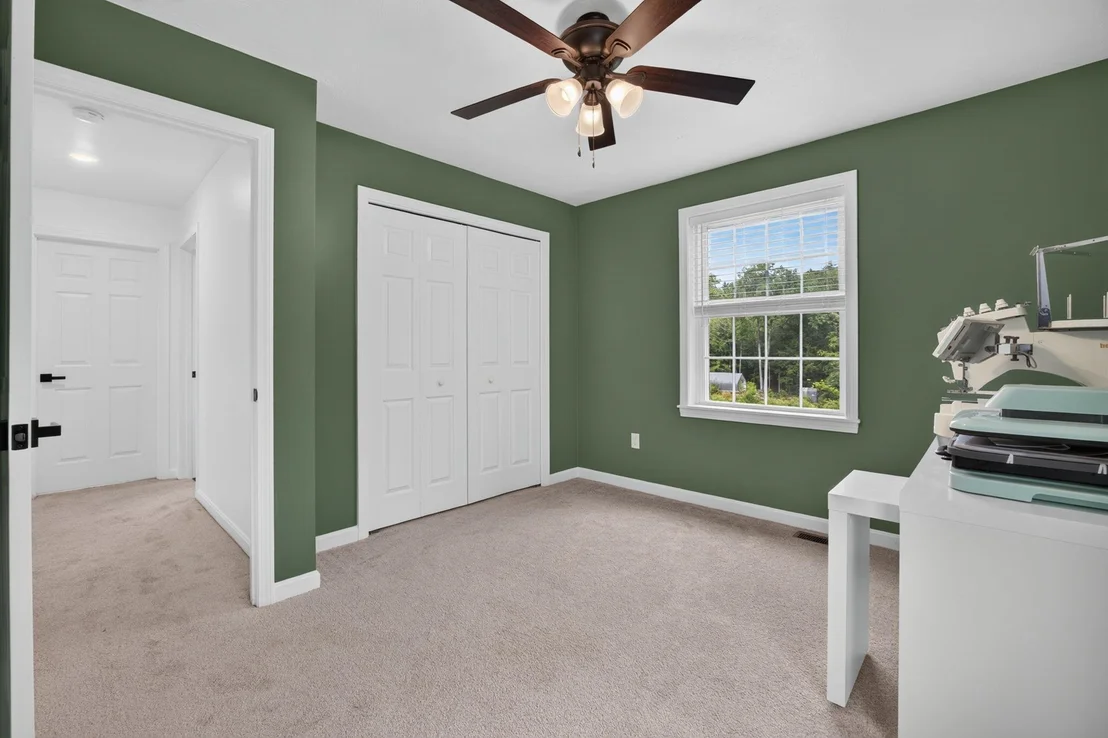 Photo of 992 Beauty Hill