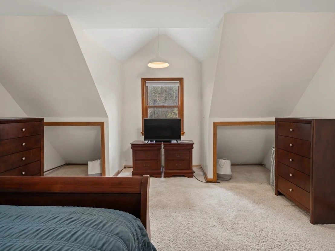 Photo of 140 Austin