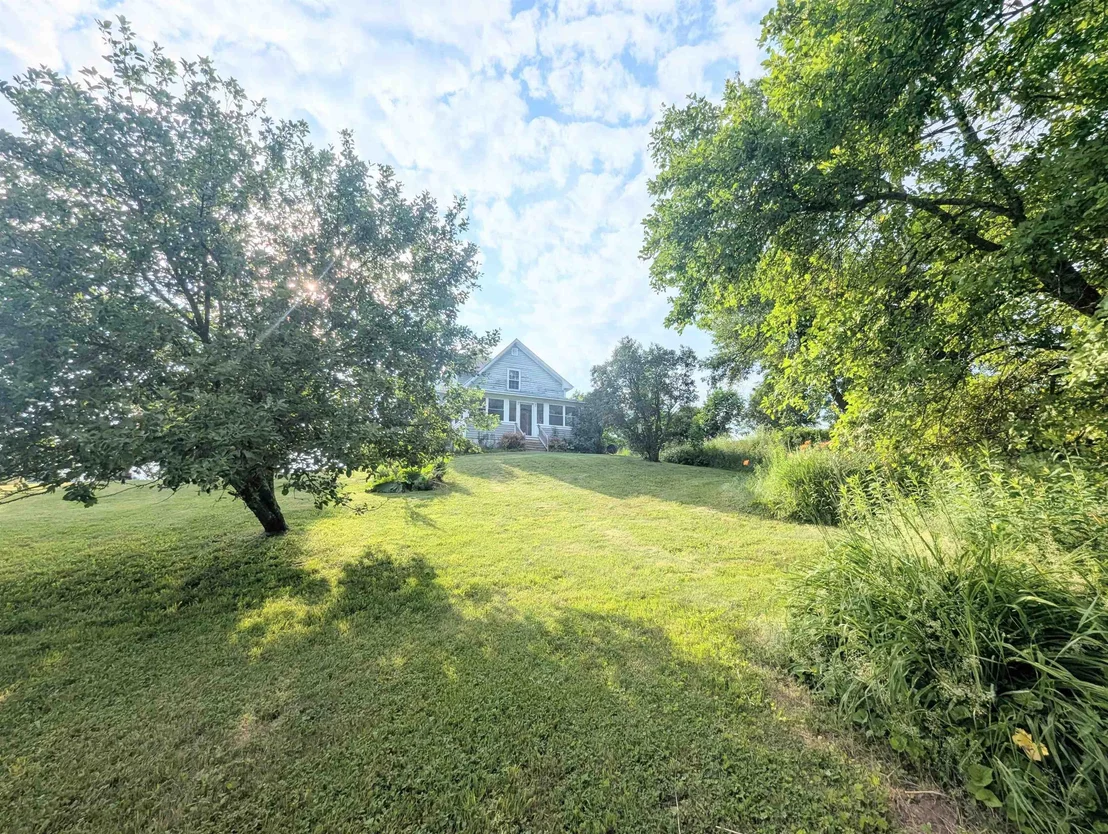 Photo of 3954 West Barnet