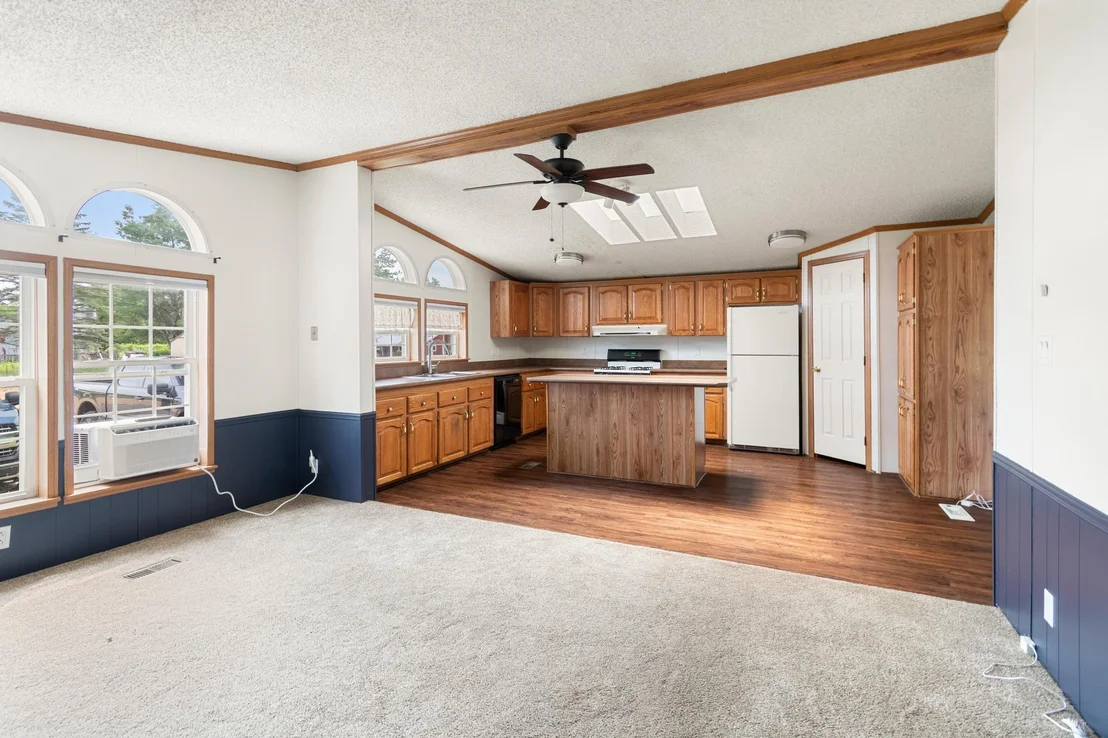 Photo of 425 Mountain View