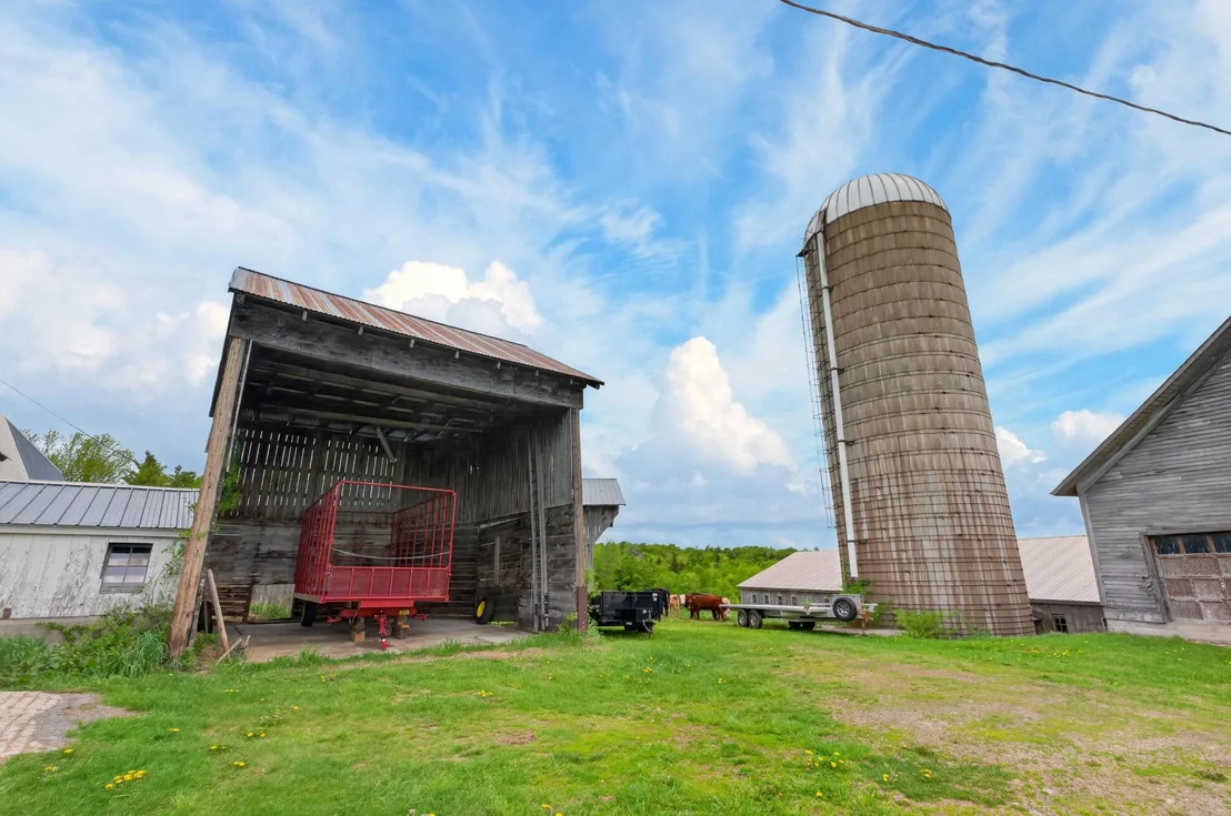 Photo of 2245 Burrington Hill