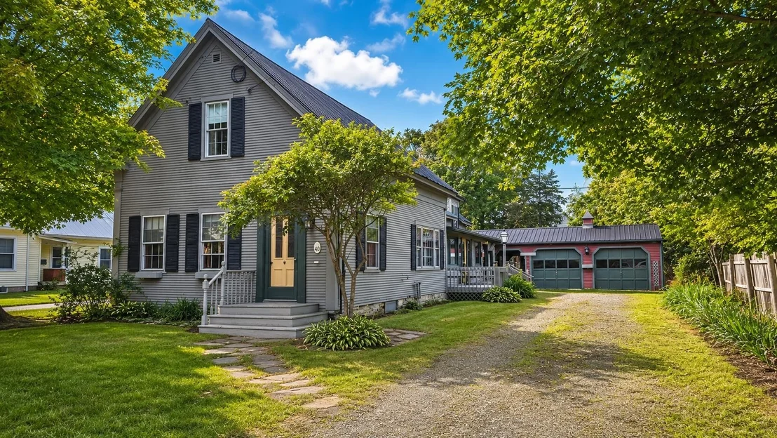 Photo of 40 School