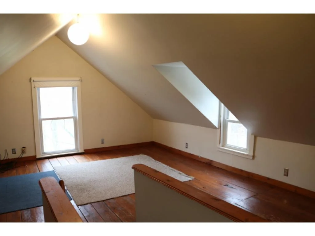 Photo of 4900 Lake