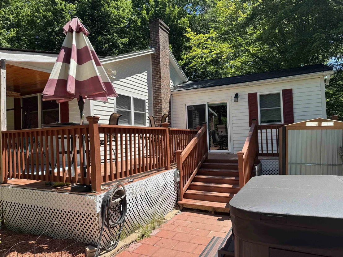 Photo of 14 Elm St