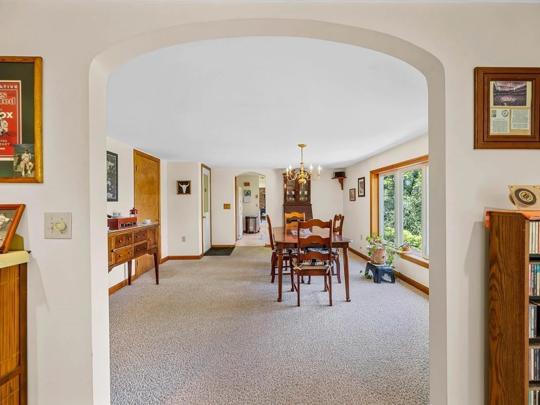 Photo of 2403 Crosstown