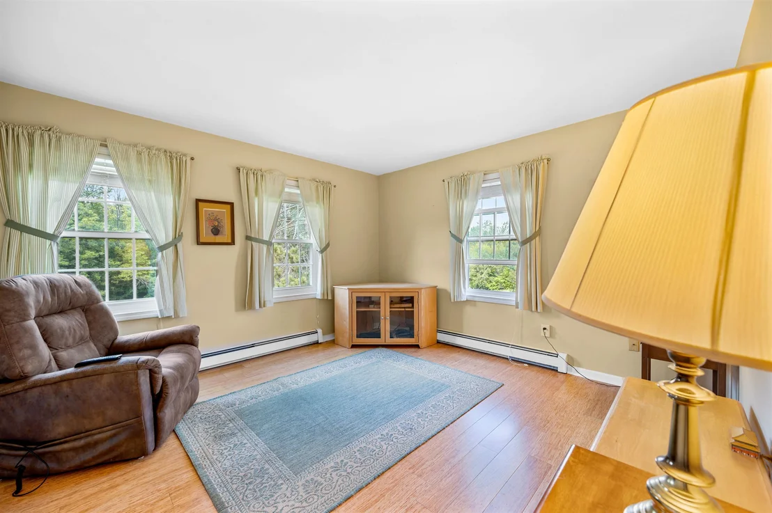 Photo of 2323 Snowbridge