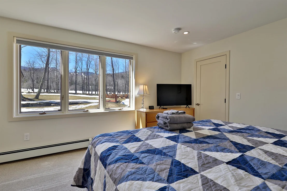 Photo of 426 Roaring Brook