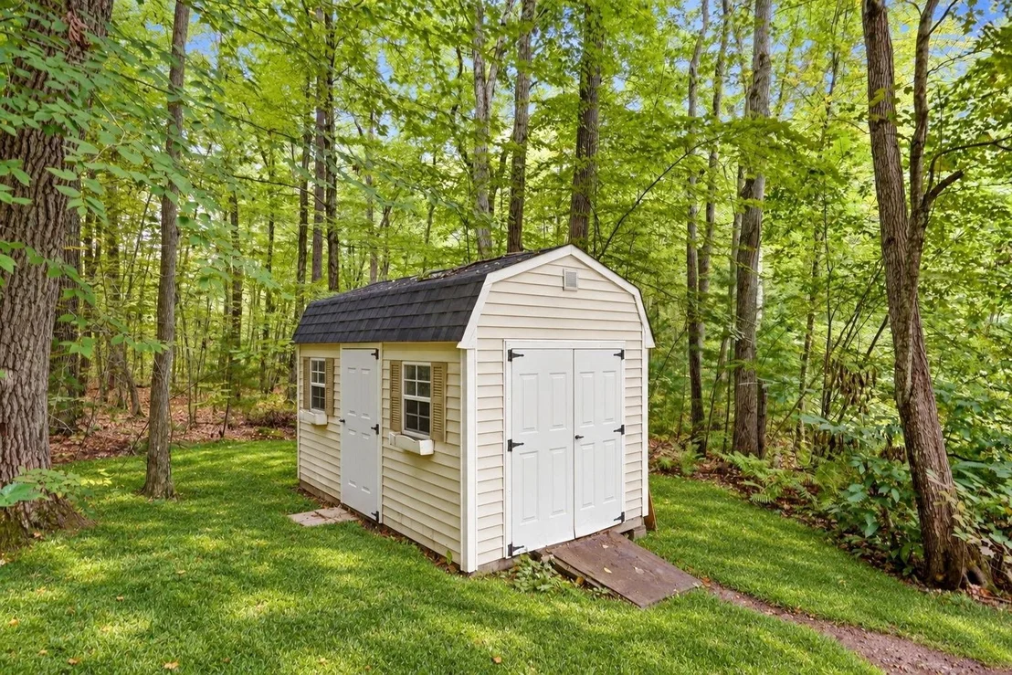 Photo of 98 Webster