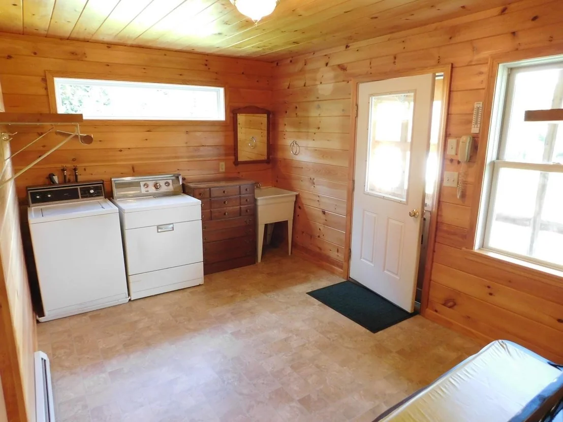 Photo of 150 Piney Woods