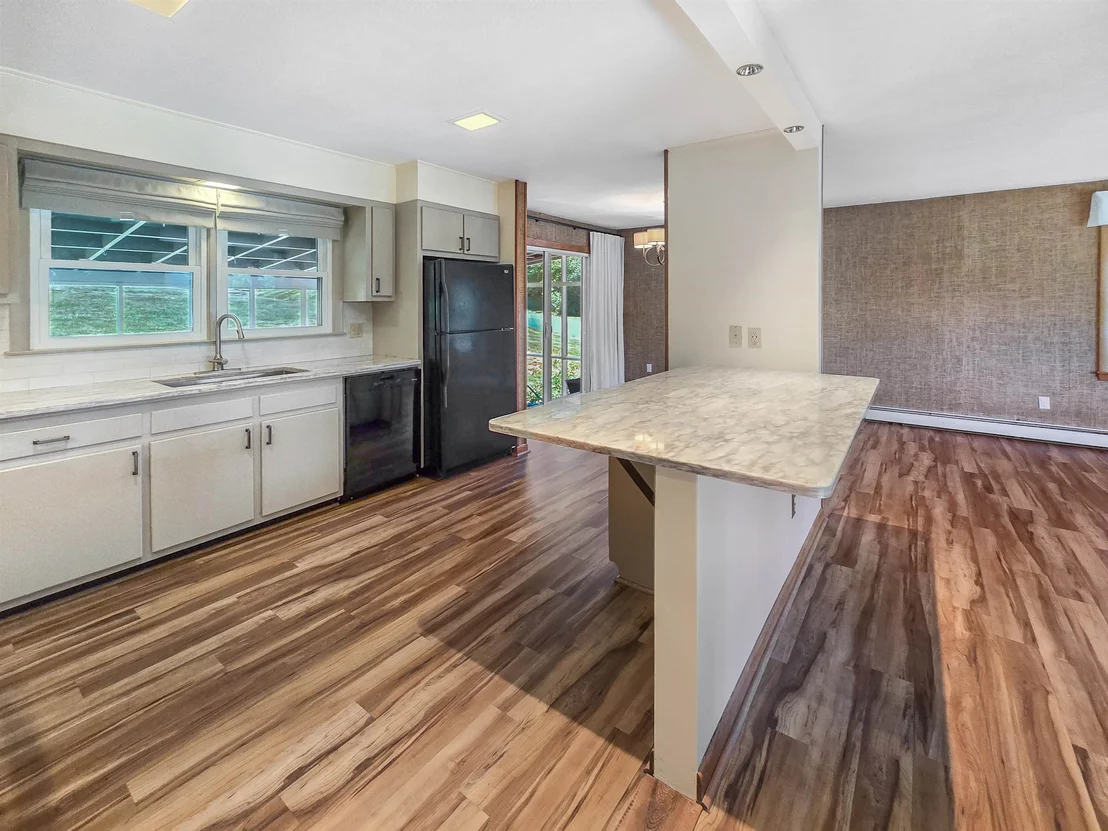 Photo of 6 Juniper Hill