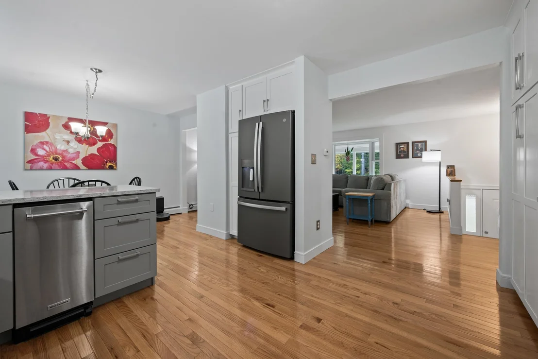 Photo of 42 Crestwood