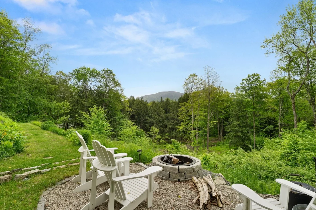 Photo of 515 Shattuck Hill