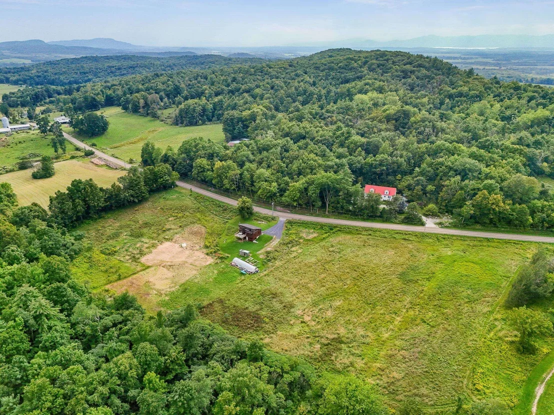 Photo of 2944 Shellhouse Mountain
