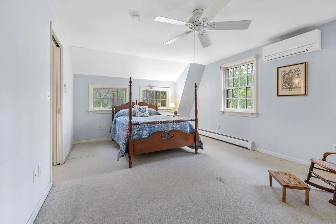 Photo of 136 Fox Run