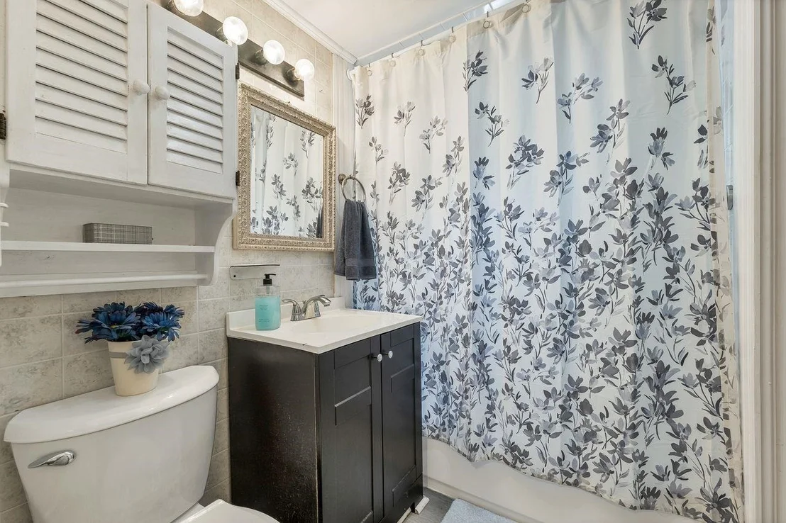 Photo of 33 Cushing