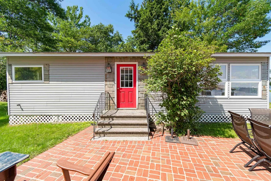 Photo of 43 Sandy Point